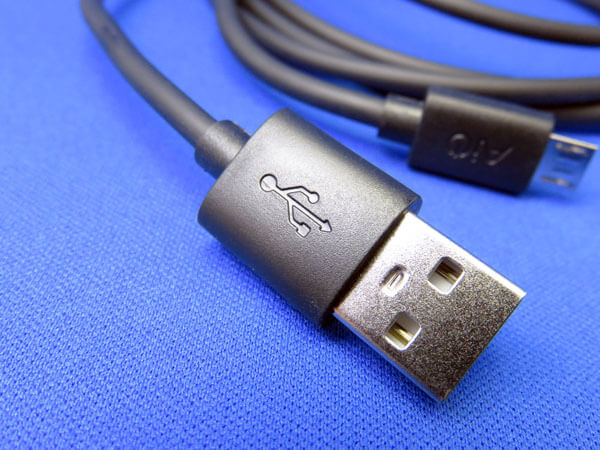 ドラレコで使うAUKEY Micro USBケーブル 2m CB-D9を購入する！