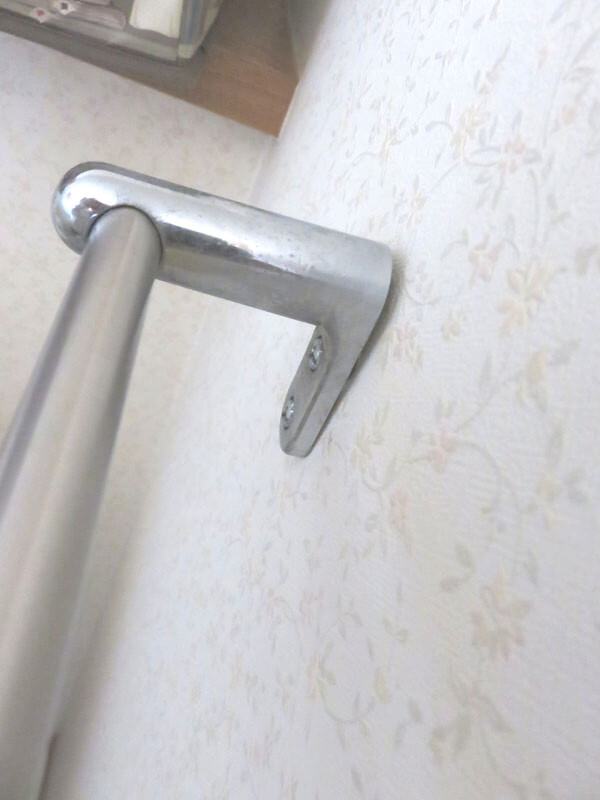【DIY】トイレのタオルハンガーを取り替える！