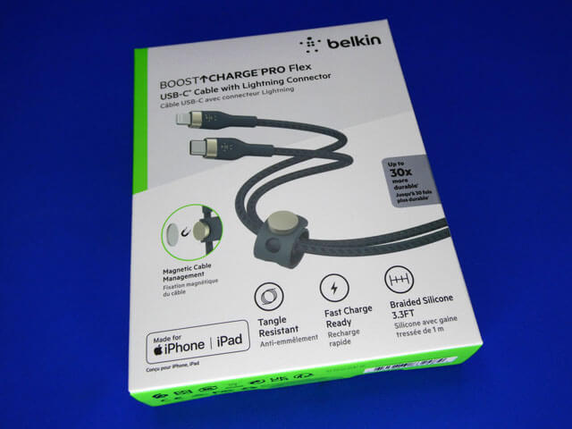 Belkin BOOST↑CHARGE PRO Flex USB-C to Lightning Cable当たる