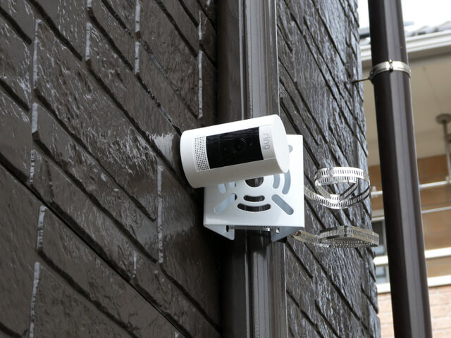 Co-Goods 防犯カメラ 取付金具ブラケットで監視カメラを設置する