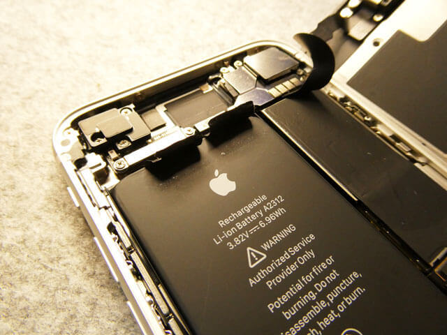 iPhone SE 2のバッテリーをDIGIFORCE互換バッテリーに交換する！