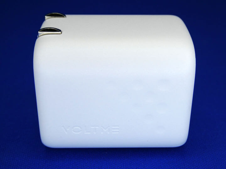 低ワットタイプのVOLTME Revo 12 Duo 急速充電器を購入する
