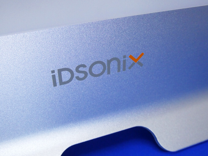 【PRレビュー】iDsonix Laptop Stand NCB