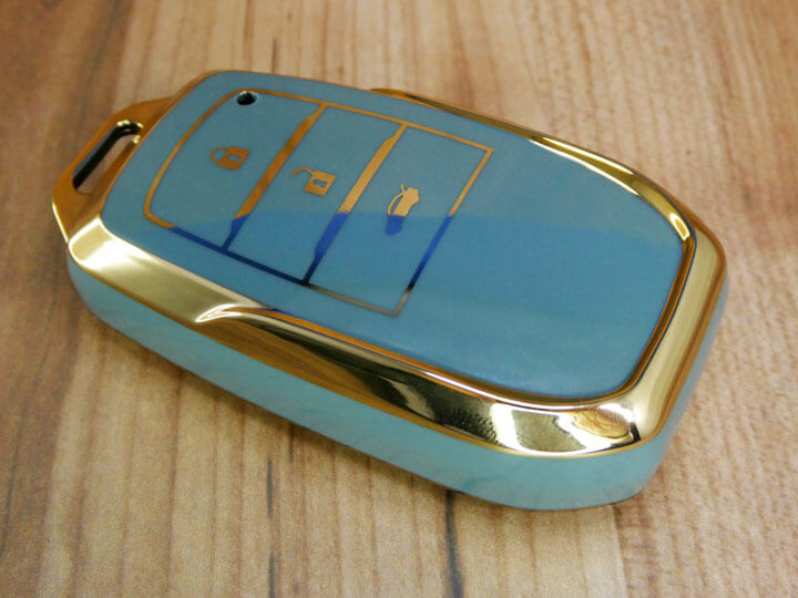 カローラクロスのキーで使うキーカバーを購入する