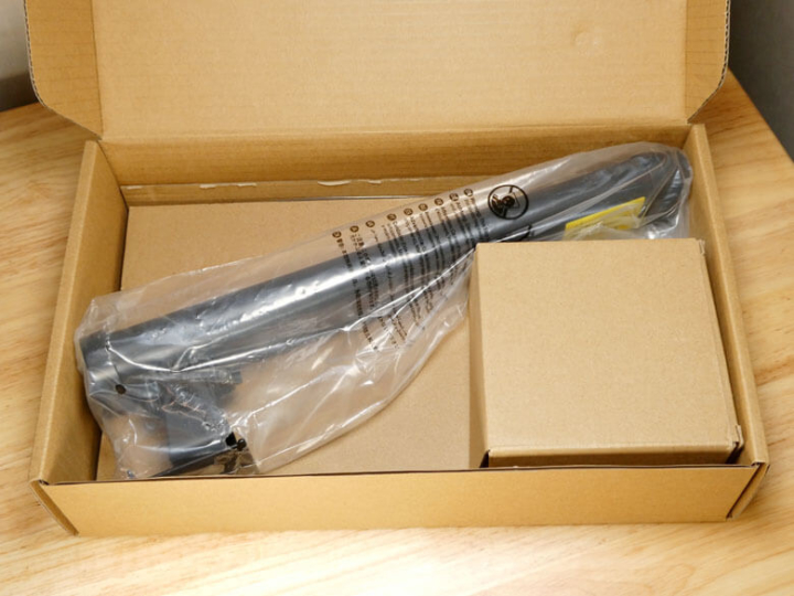 イーサプライのXキャンペーンでモニターアームが当たる！