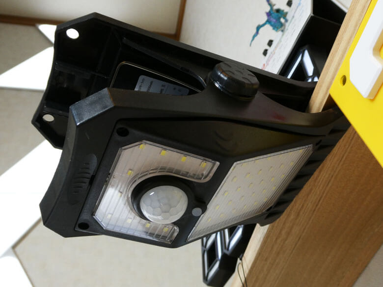 オンスクエアのXキャンペーンでクリップ型センサーライト当たる