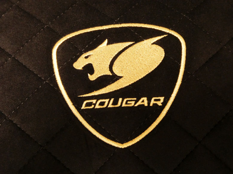 LevelUp LogyのXキャンペーンでCOUGAR特製クッションが当たる！