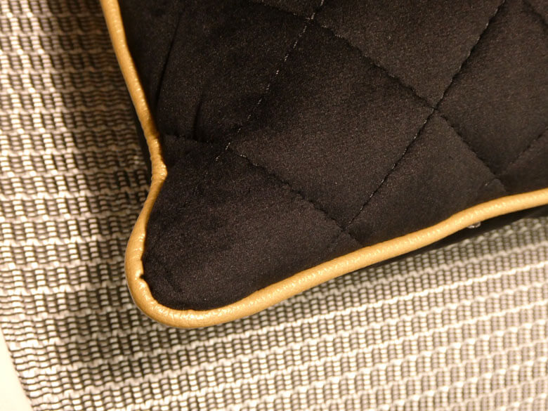 LevelUp LogyのXキャンペーンでCOUGAR特製クッションが当たる！