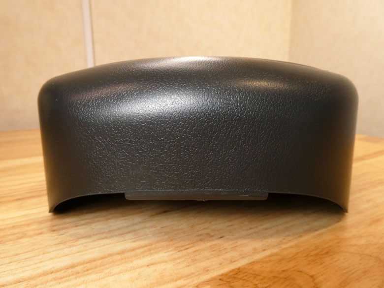 カローラクロスにサードパーティー製のアームレストを装着する